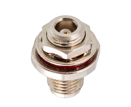 SMA(母)转MCX(母)板前安装式转接器，频率：DC~6GHz}