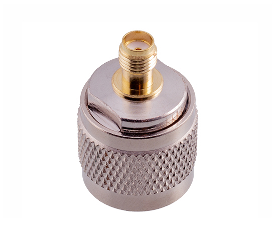 N(公)转SMA(母)转接器，频率：DC~6GHz}